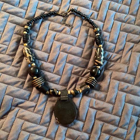 Tribal wood necklace 18” + 2.5” ext - Picture 2 of 5